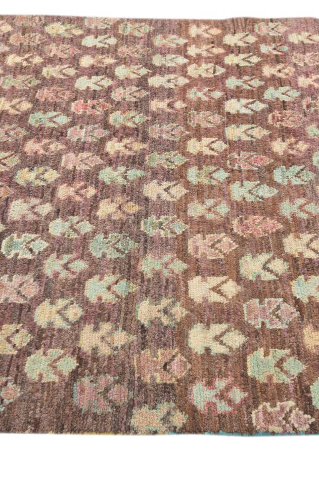 Detail image of 4' 1 x 5' 9 Hand Knotted Balouch Wool Rug
