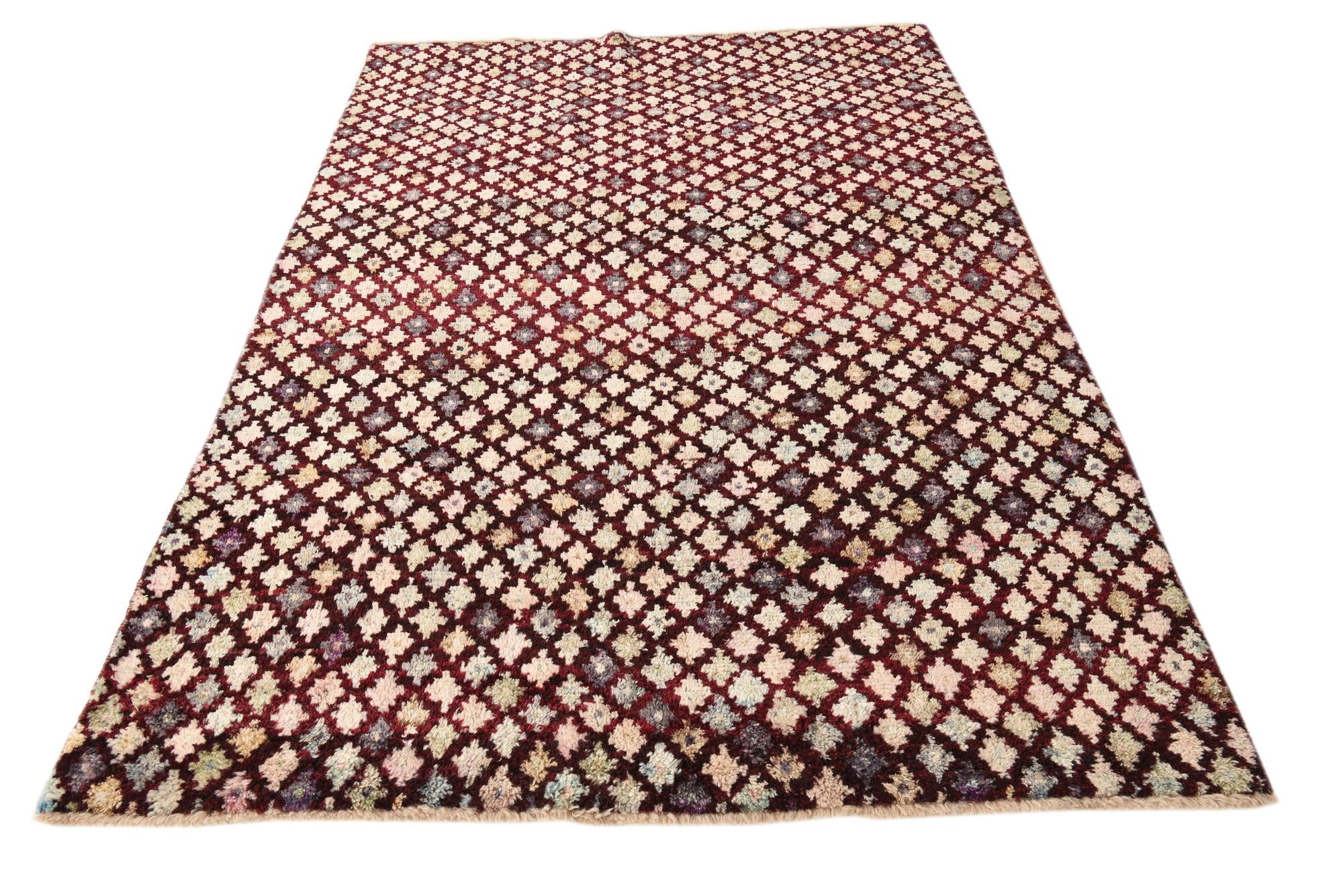 5' 7 x 8' Hand Knotted Balouch Wool Rug