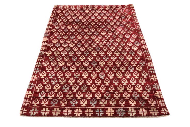 Detail image of 4' 1 x 6' 1 Hand Knotted Balouch Wool Rug