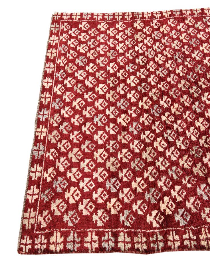 Detail image of 4' 1 x 6' 1 Hand Knotted Balouch Wool Rug