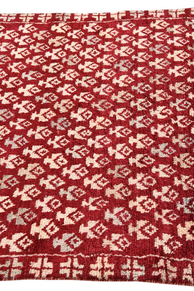 4' 1 x 6' 1 Hand Knotted Balouch Wool Rug