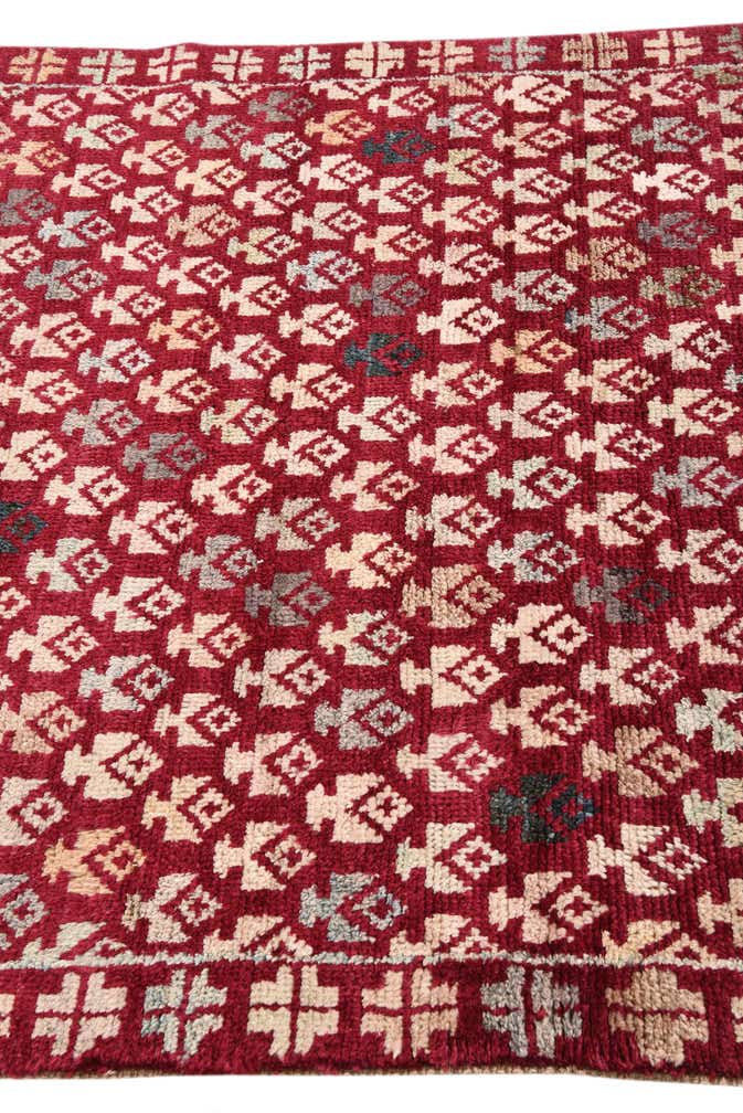 4' 1 x 5' 10 Hand Knotted Balouch Wool Rug