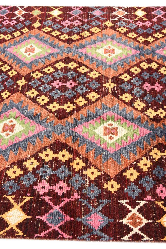 5' 8 x 7' 10 Hand Knotted Darya Wool Rug