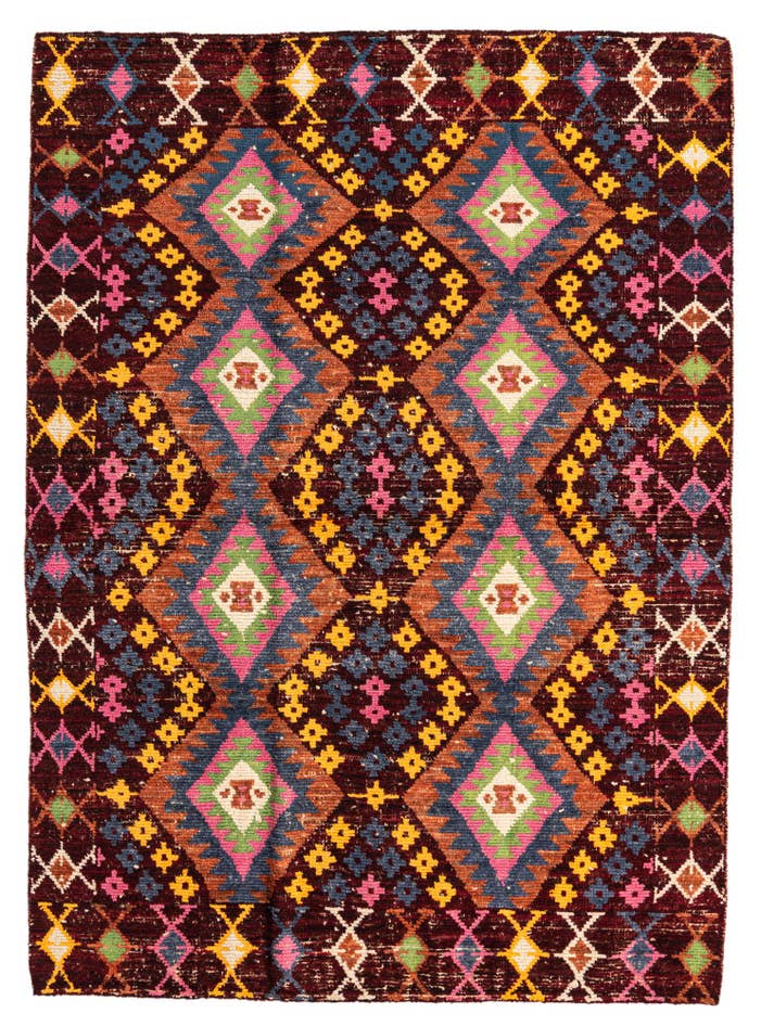 Detail image of 5' 8 x 7' 10 Hand Knotted Darya Wool Rug