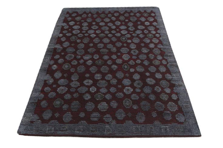 Detail image of 4' 10 x 6' 1 Hand Knotted Darya Wool Rug