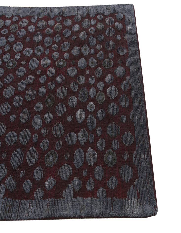 Detail image of 4' 10 x 6' 1  Hand Knotted Darya Wool Rug