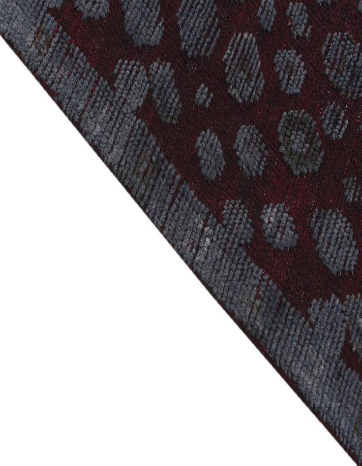 Detail image of 4' 10 x 6' 1  Hand Knotted Darya Wool Rug