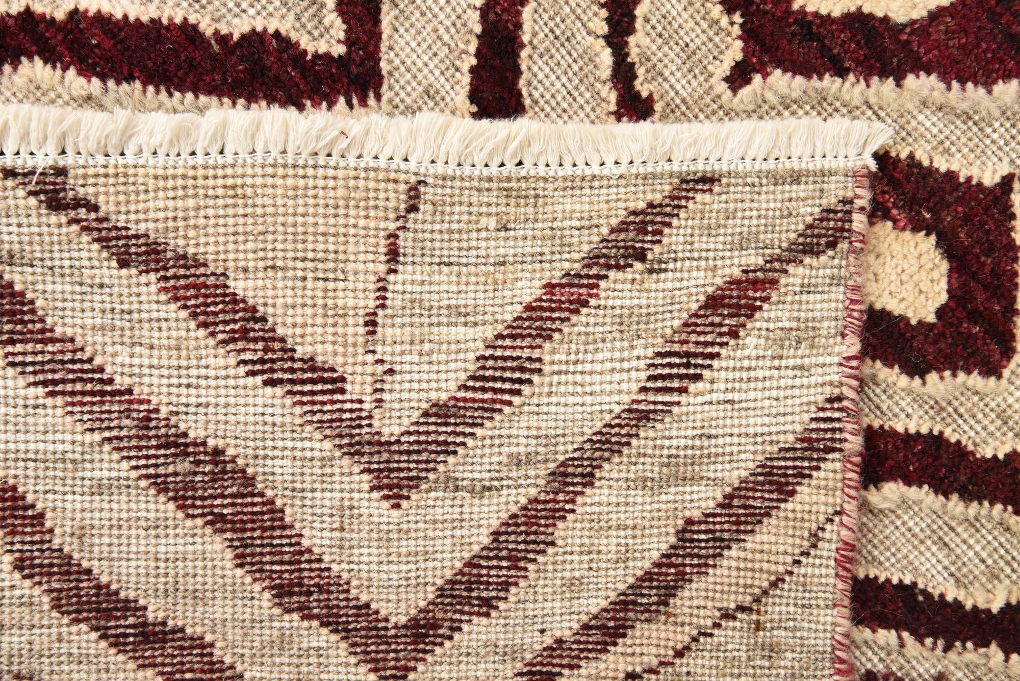 7' 10 x 10' Hand Knotted Darya Wool Rug