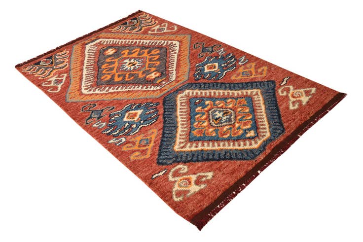 Detail image of 4' 1 x 6' 5 Hand Knotted Darya Wool Rug
