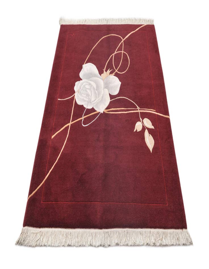 Detail image of 4' x 5' 11  Hand Knotted Darya Wool Rug