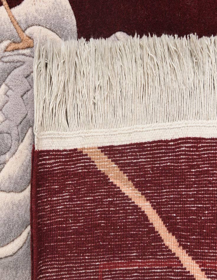 Detail image of 4' x 5' 11  Hand Knotted Darya Wool Rug