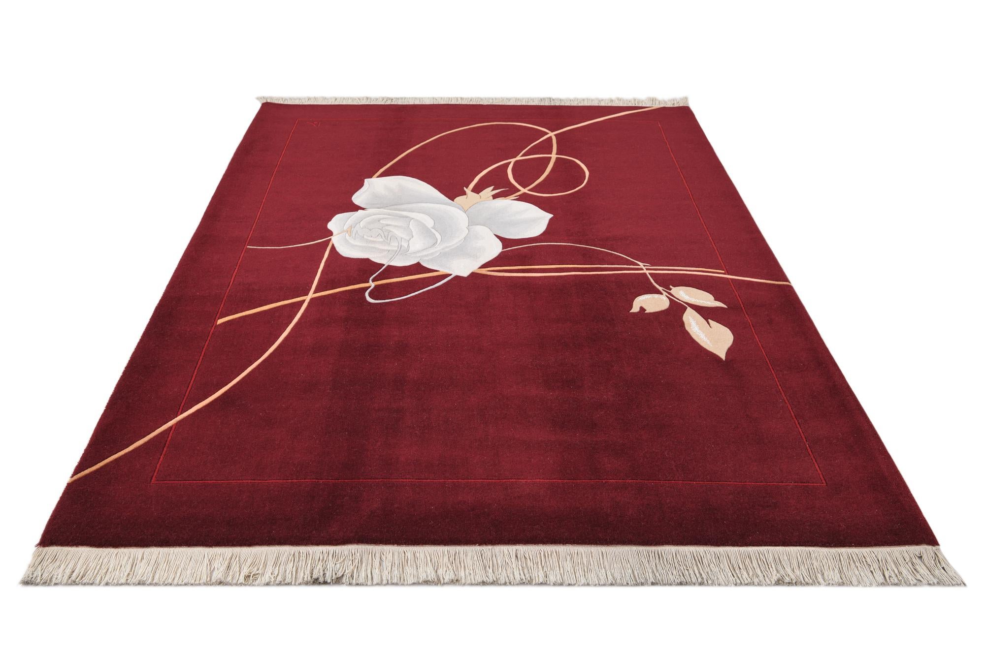 5' 8 x 8' Hand Knotted Darya Rug