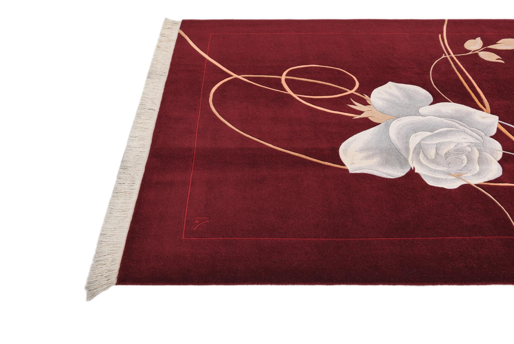 5' 8 x 8' Hand Knotted Darya Rug