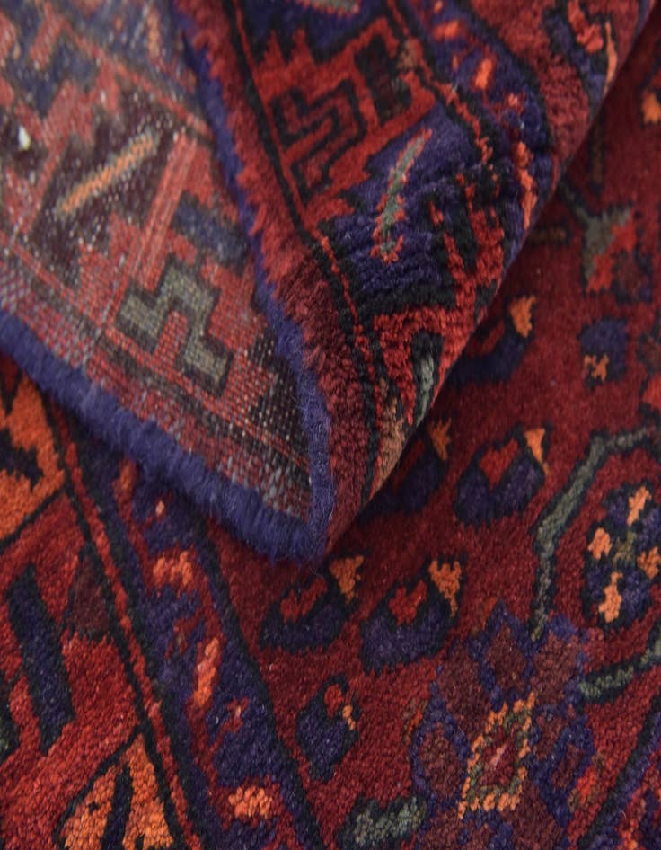 Detail image of 2' 8 x 4' 10 Hand Knotted Hamedan Persian Wool Rug