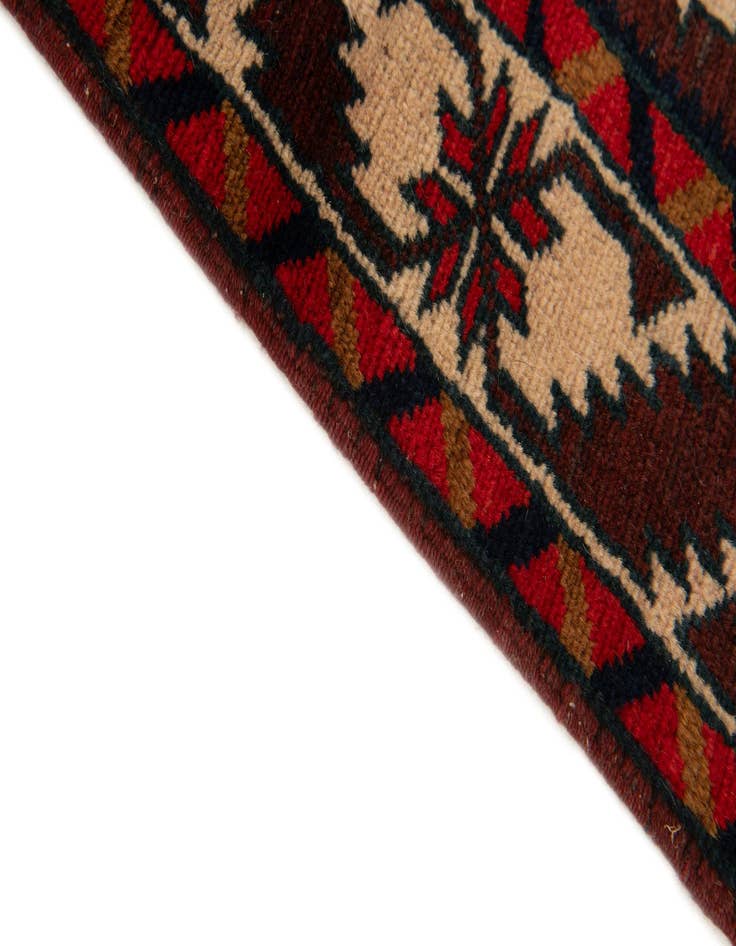 Detail image of  3' 8 x 6' 4  Hand Knotted Heriz Wool Rug