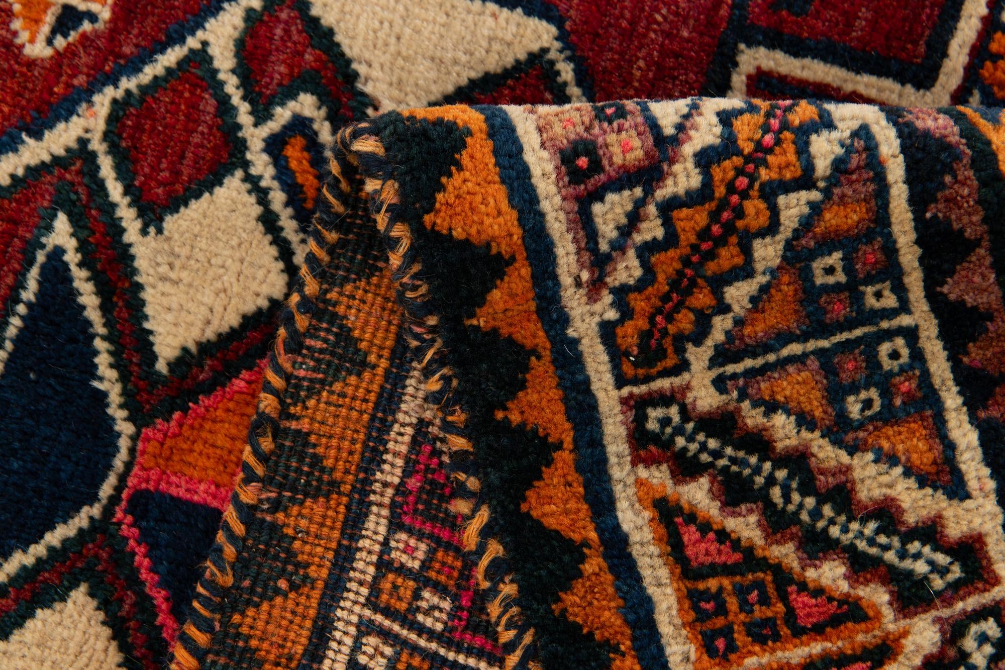 4' 2 x 5' 9 Hand Knotted Heriz Wool Rug