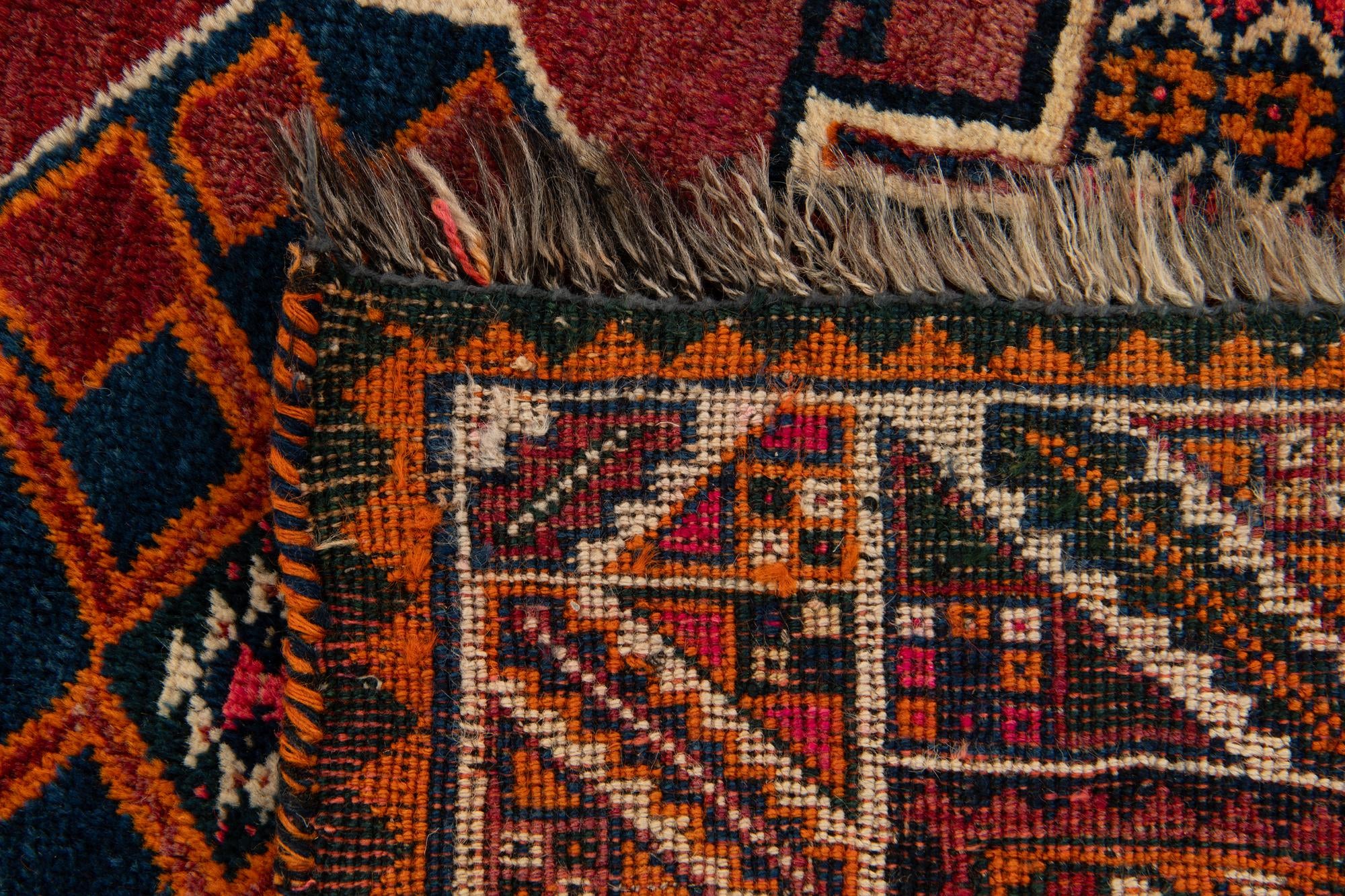 4' 2 x 5' 9 Hand Knotted Heriz Wool Rug