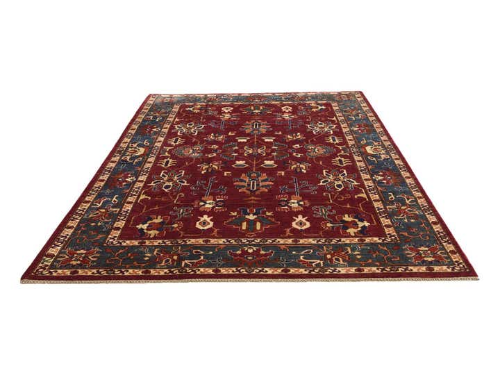 6' 9 x 9' 7 Hand Knotted Heriz Rug