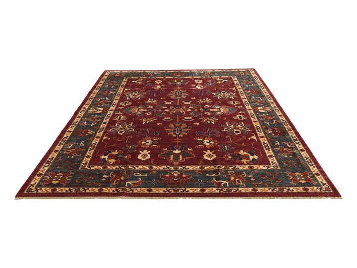 8' 6 x 11' 3 Hand Knotted Heriz Rug