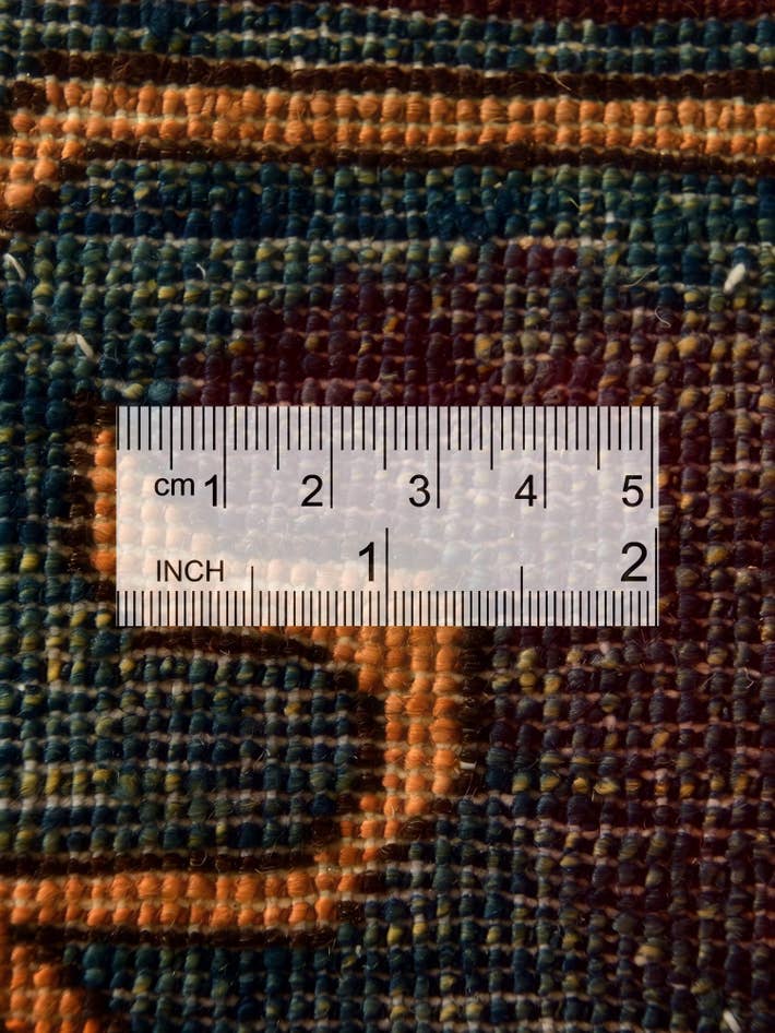 Detail image of 8' 6 x 11' 3 Hand Knotted Heriz Rug