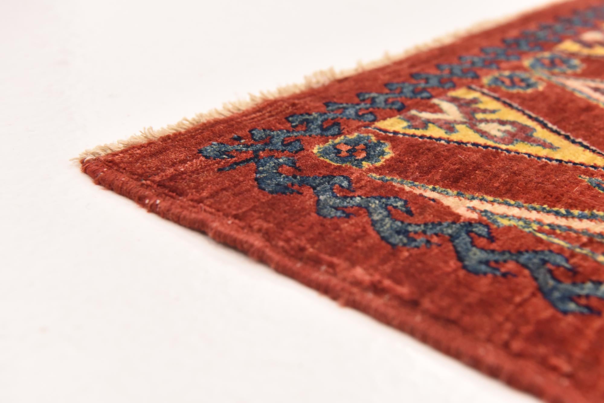 5' 8 x 8' Hand Knotted Ikat Oriental Rug