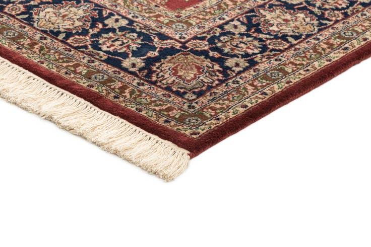 Detail image of 6' 5 x 9' 8 Hand Knotted Isfahan Oriental Wool Rug