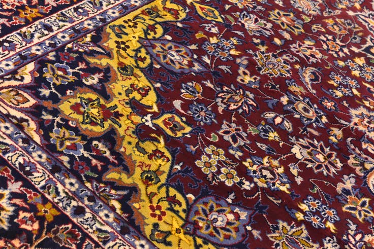 Detail image of 9' 8 x 12' 10 Hand Knotted Isfahan Persian Wool Rug