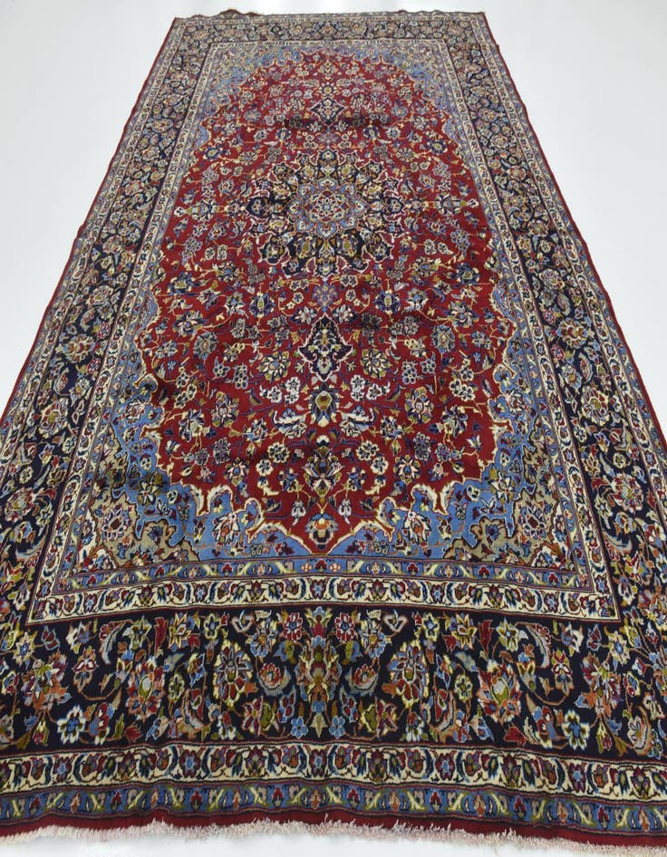 Detail image of 9' 9 x 13' Hand Knotted Isfahan Persian Wool Rug