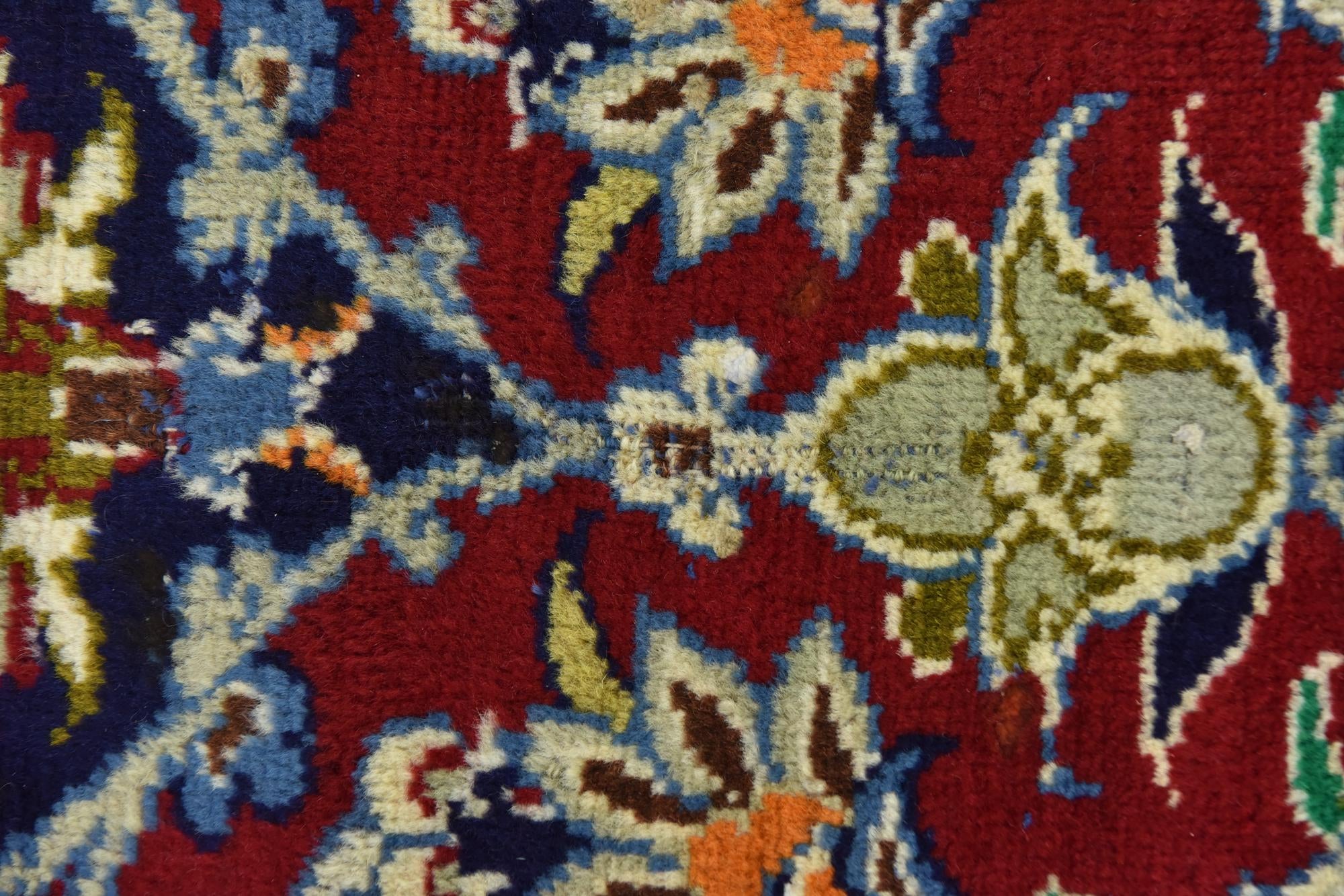 290cm x 385cm Hand Knotted Isfahan Persian Wool Rug