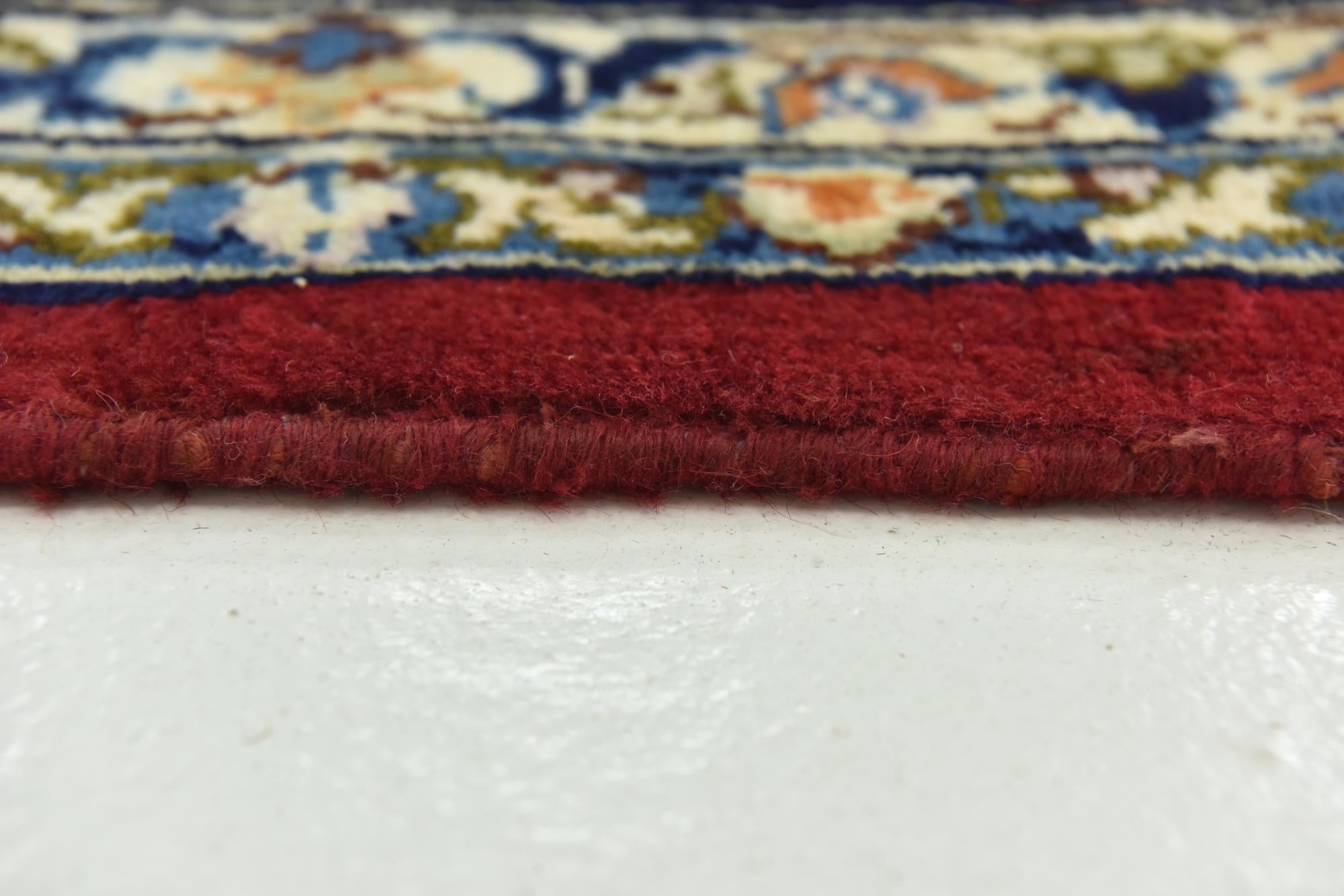 290cm x 385cm Hand Knotted Isfahan Persian Wool Rug