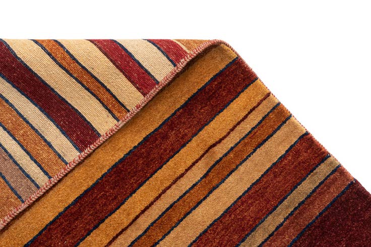 Detail image of 4' 4 x 6' 6 Juma Wool Rug