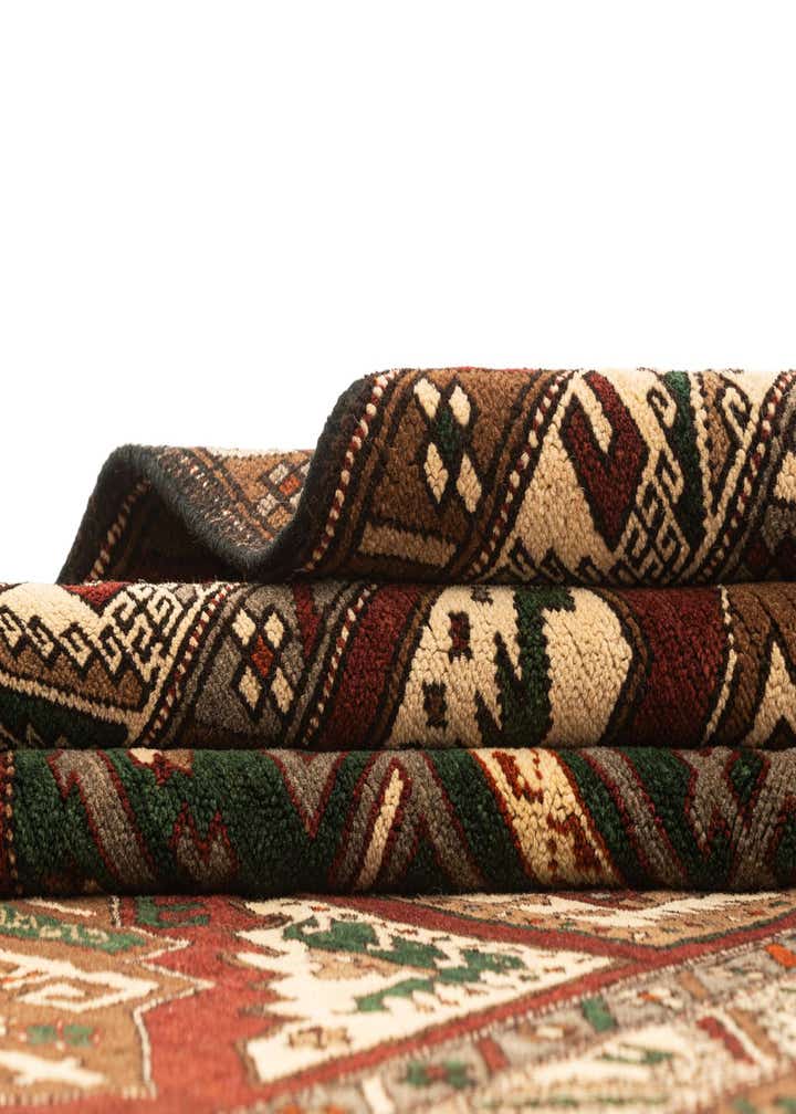 4' 9 x 7' 8 Hand Knotted Kars Wool Rug