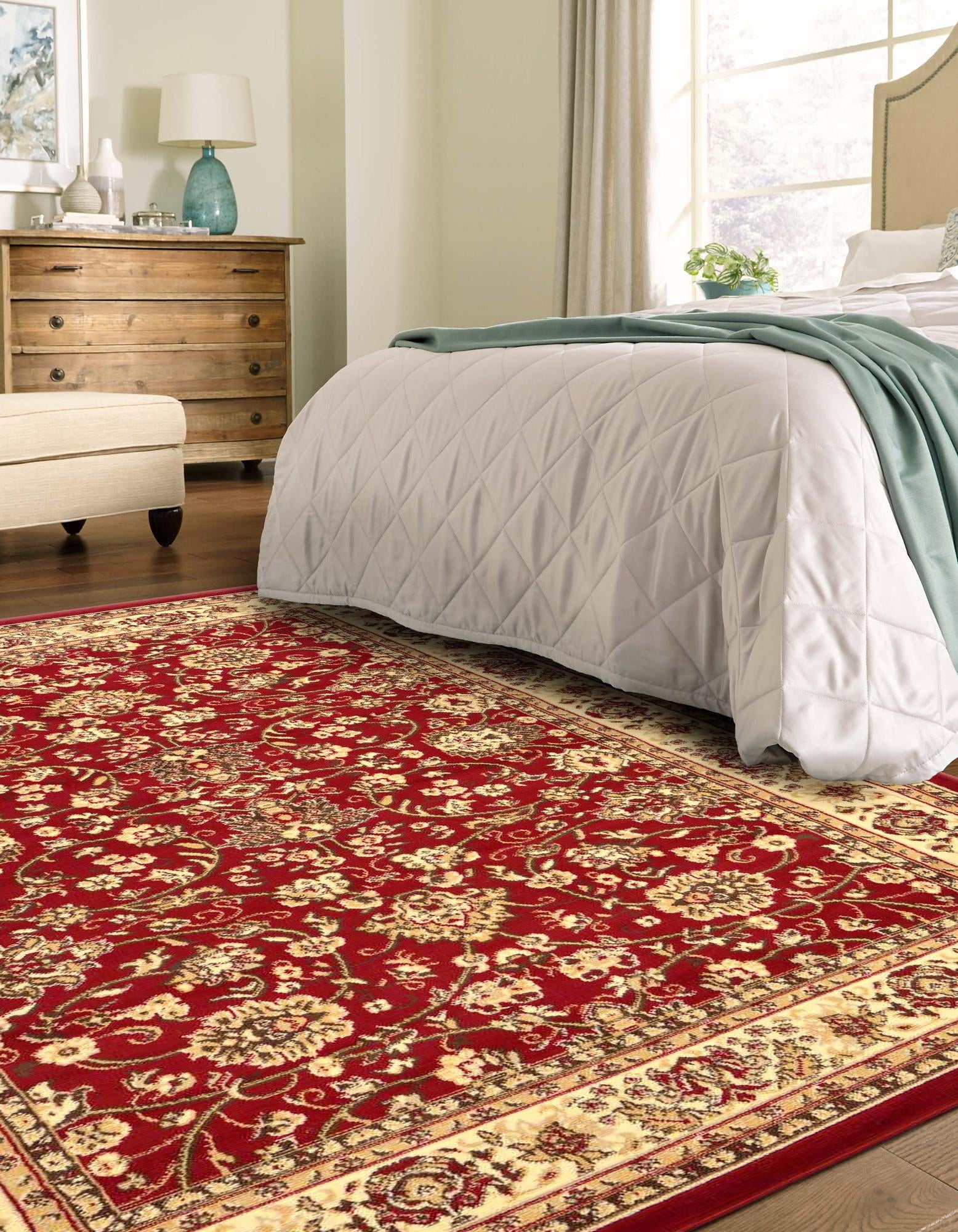 5' 3 x 8' Kashan Design Rug