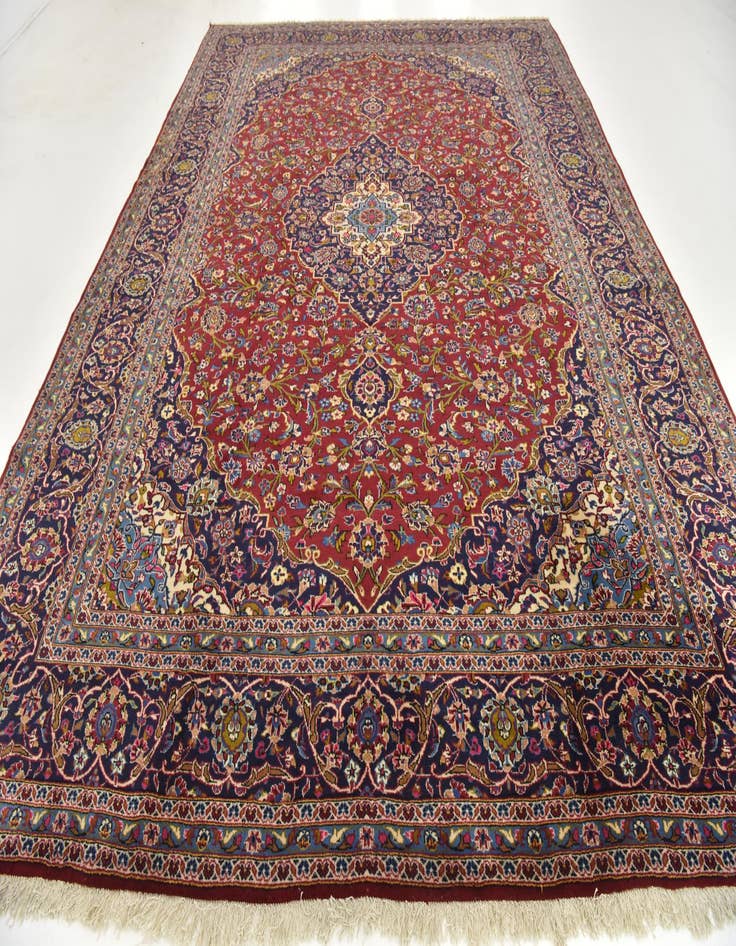 Detail image of 9' 9 x 13' 2 Hand Knotted Kashan Persian Wool Rug