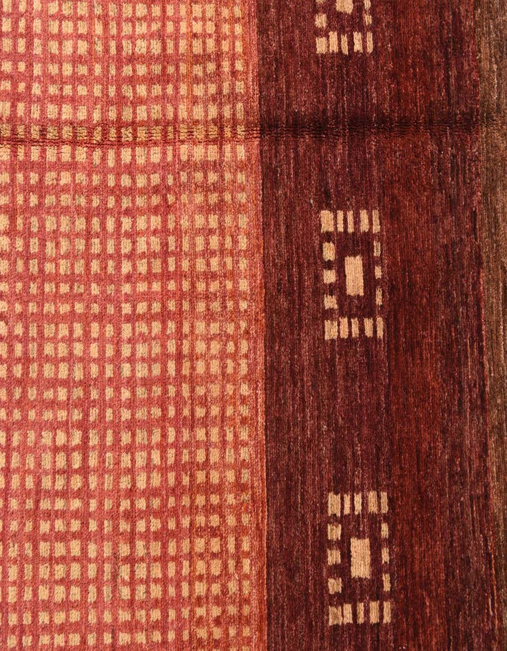 Detail image of 4' 8 x 6' 4  Hand Knotted Kashkuli Gabbeh Wool Rug