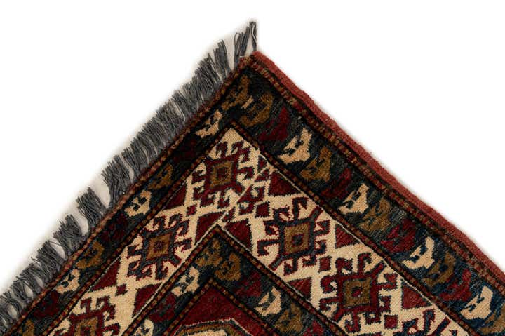 4' 11 x 6' 8 Hand Knotted Kazak Wool Rug
