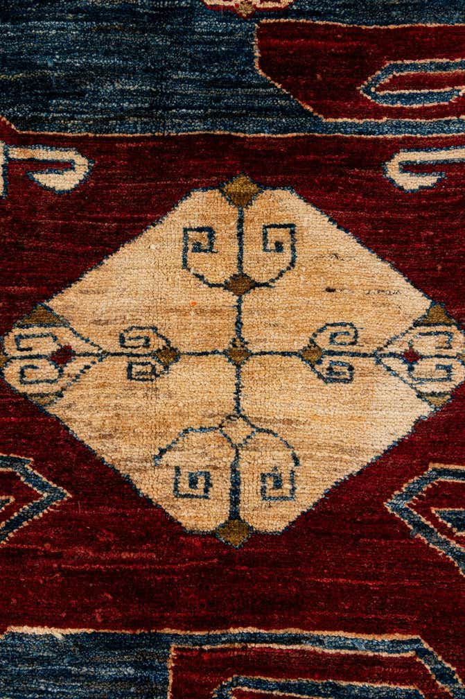 5' x 7' 5 Hand Knotted Kazak Wool Rug