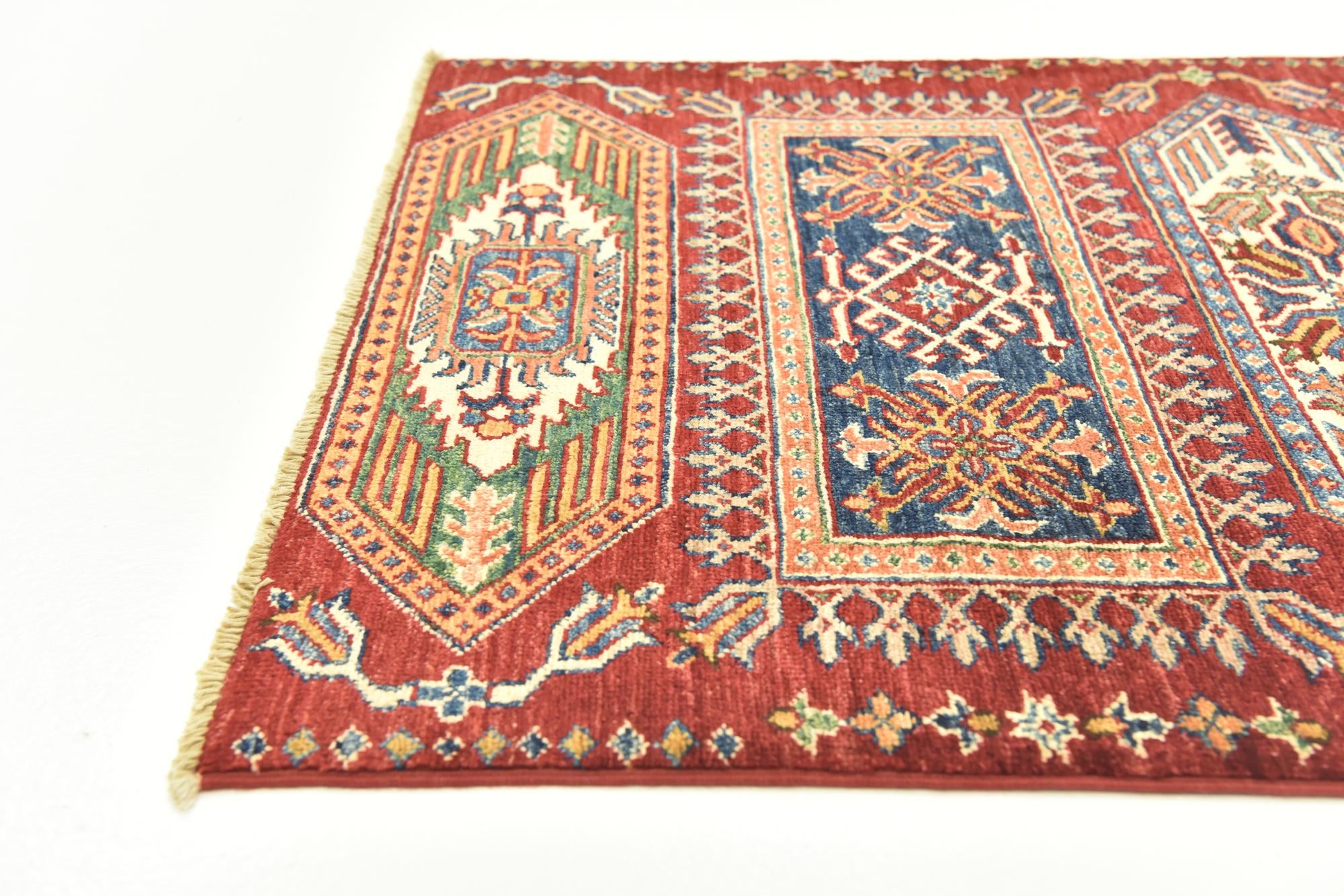 2' 10 x 4' Hand Knotted Kazak Oriental Rug
