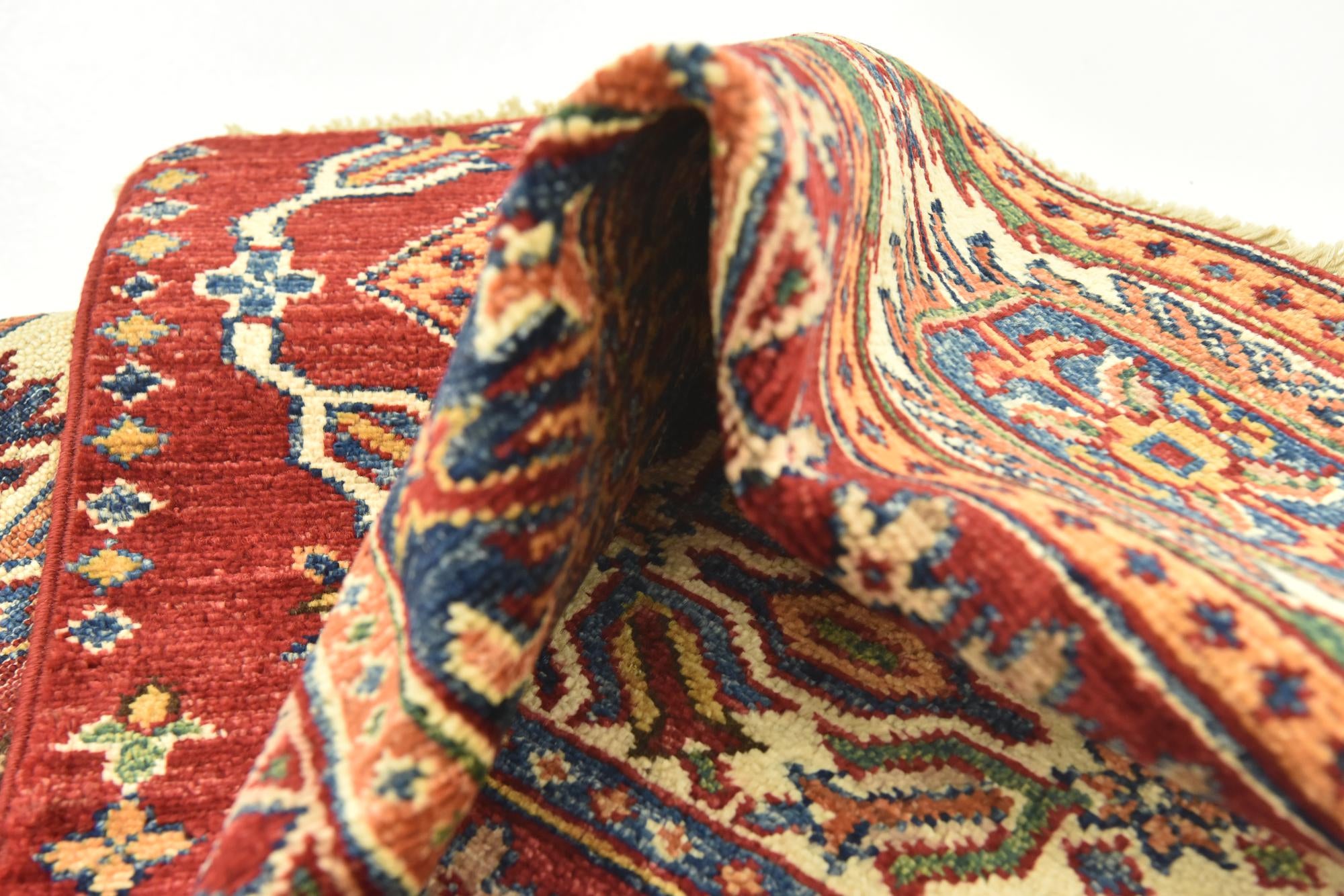 2' 10 x 4' Hand Knotted Kazak Oriental Rug