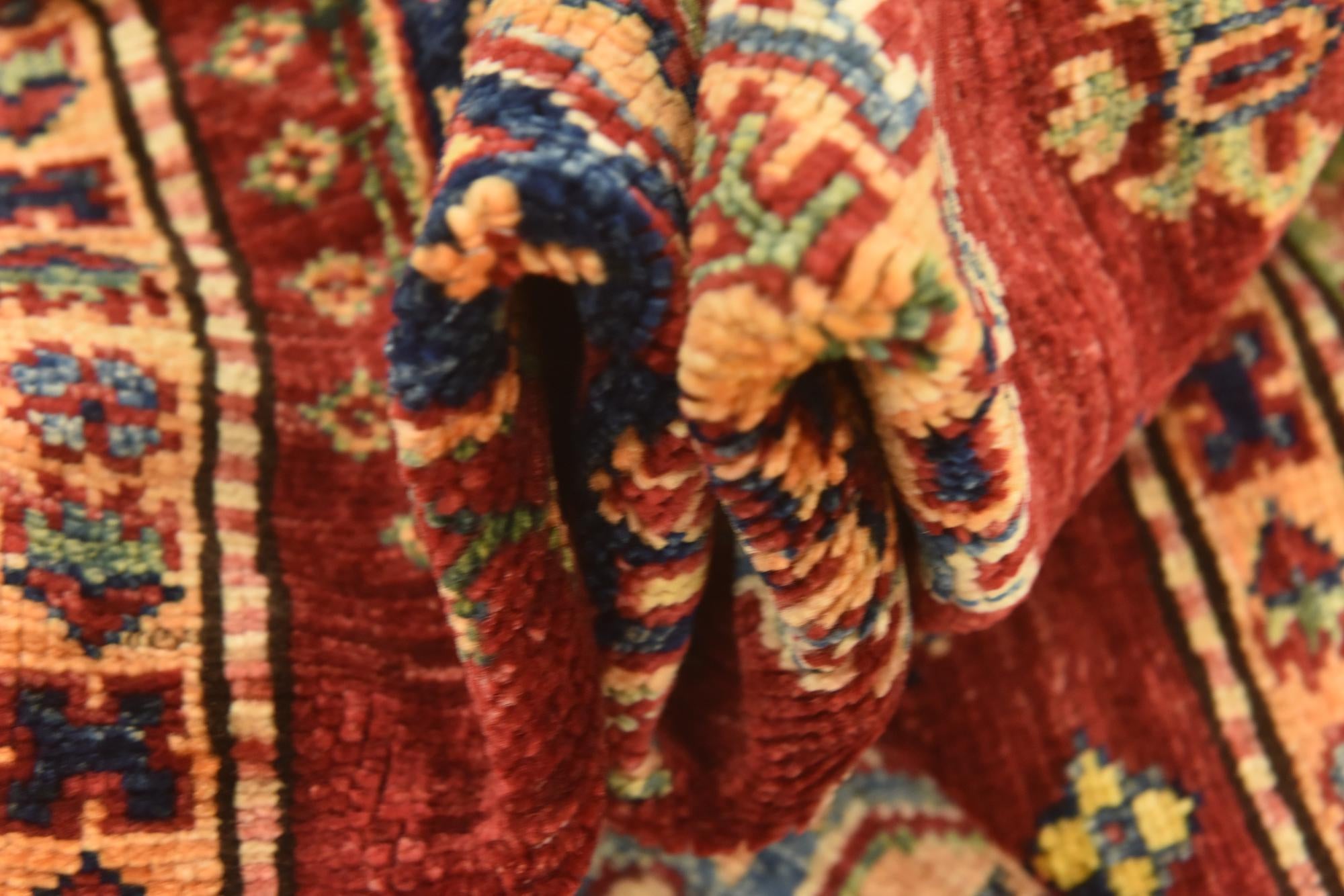 5' 8 x 7' 8 Hand Knotted Kazak Oriental Rug