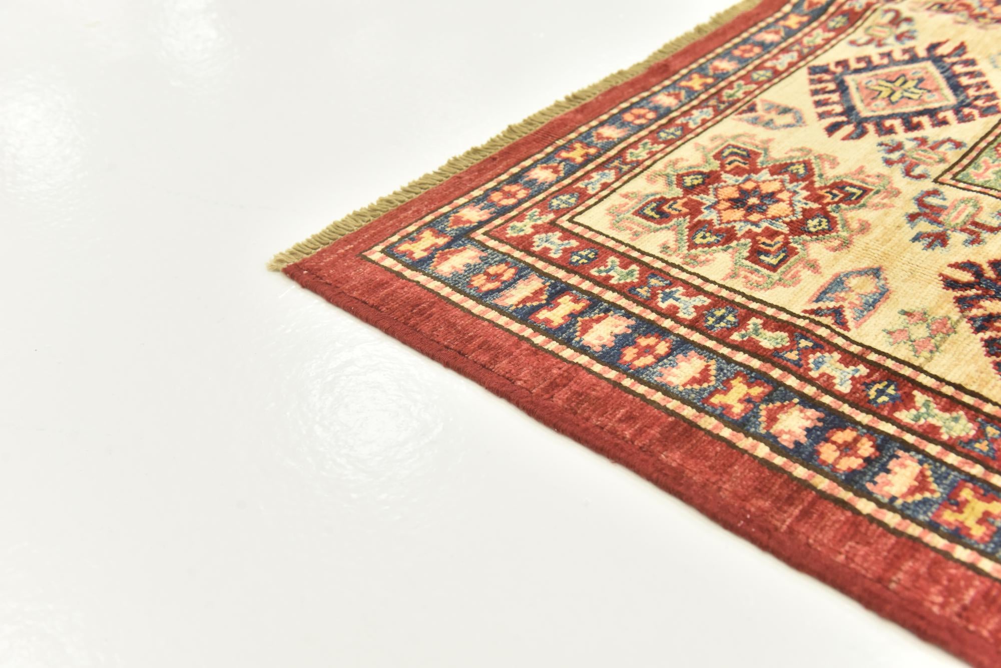 5' 8 x 7' 8 Hand Knotted Kazak Oriental Rug