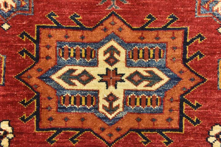 6' 1 x 8' 7 Hand Knotted Kazak Oriental Rug