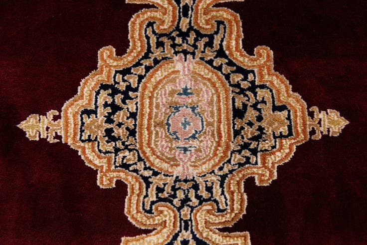 Detail image of 4' 5 x 6' 8 Hand Knotted Kerman Wool Rug