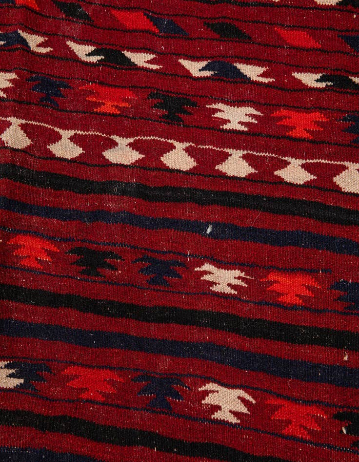 Detail image of 4' 3 x 6' 7  Hand Woven Kilim Fars Wool Rug