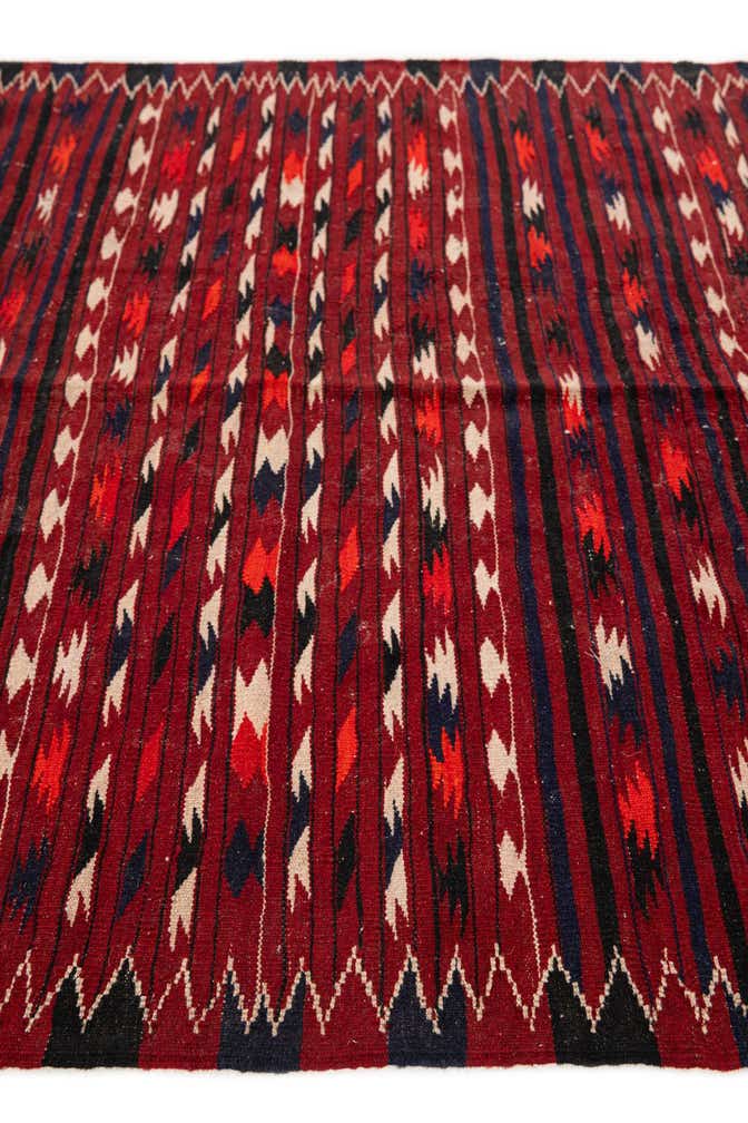4' 3 x 6' 7 Hand Woven Kilim Fars Wool Rug