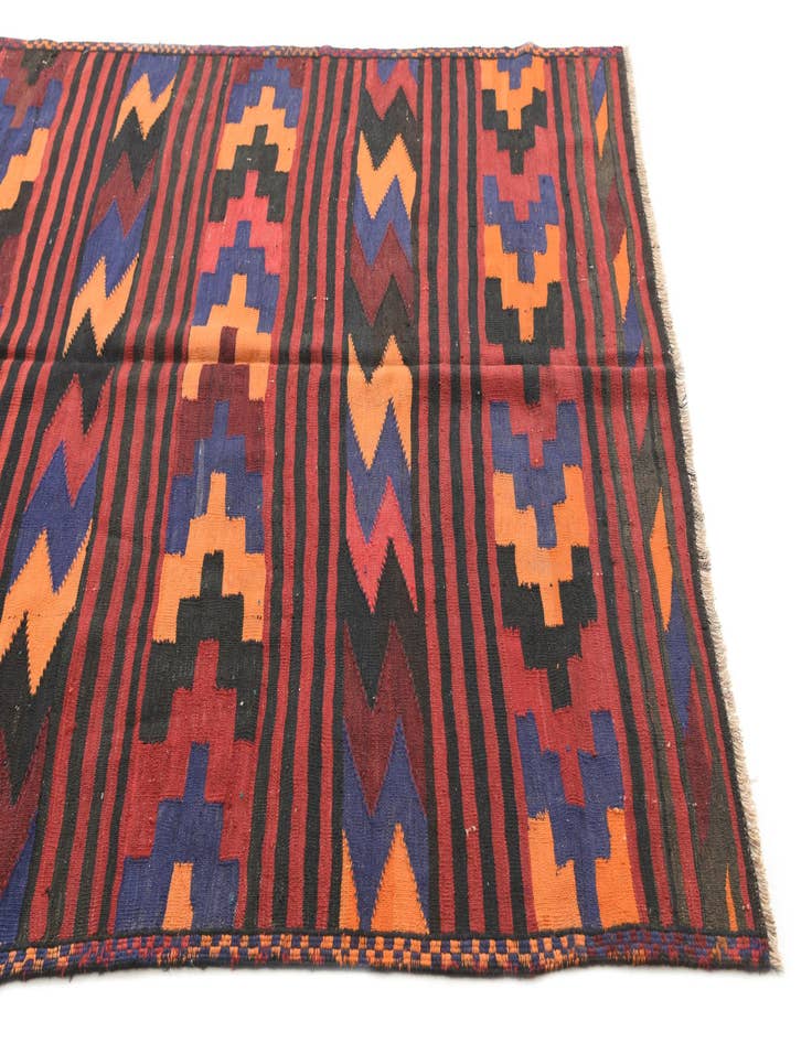 Detail image of 5' 5 x 9' 9  Hand Woven Kilim Fars Wool Rug