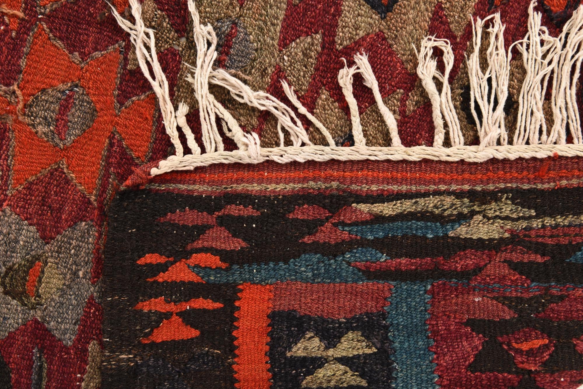 4' 8 x 9' 2 Hand Woven Kilim Fars Wool Rug