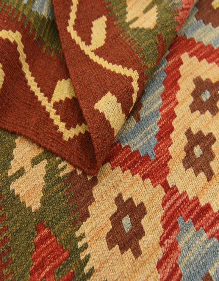 Detail image of 3' 4 x 6' 1  Hand Woven Kilim Maymana Wool Rug