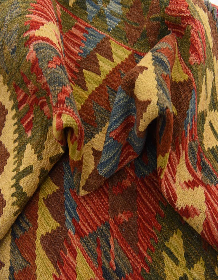 Detail image of 3' 8 x 5' 1  Hand Woven Kilim Maymana Wool Rug