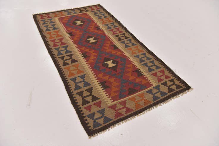 Detail image of 3' 4 x 6' 5 Hand Woven Kilim Maymana Wool Rug